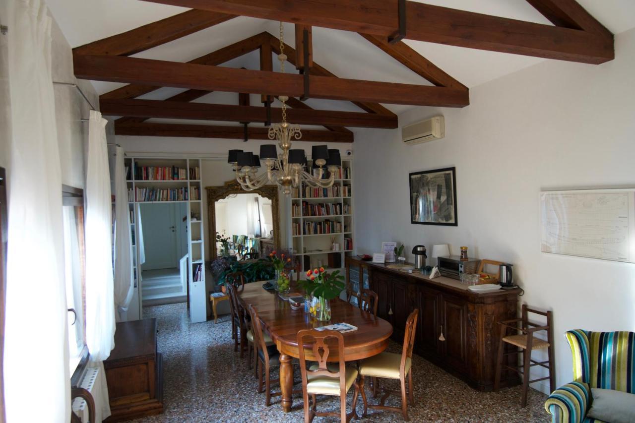 Casa Colleoni Bed & Breakfast Venice Exterior photo
