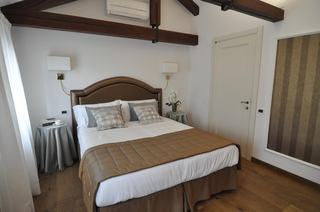 Casa Colleoni Bed & Breakfast Venice Exterior photo