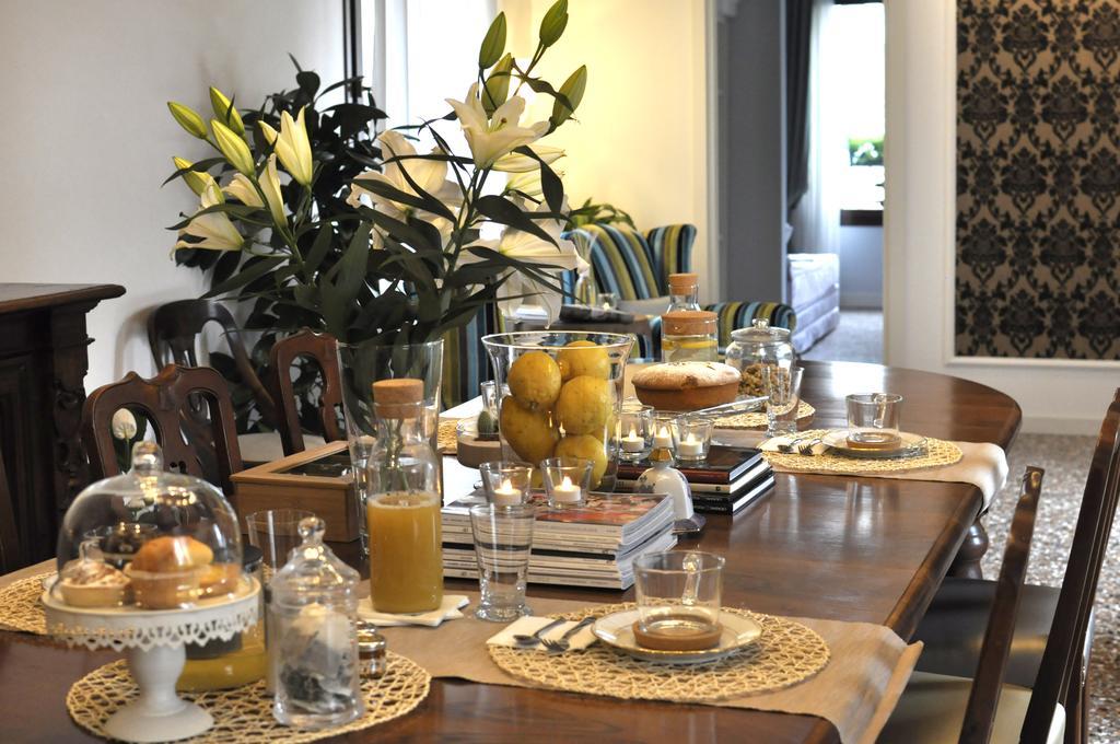 Casa Colleoni Bed & Breakfast Venice Exterior photo